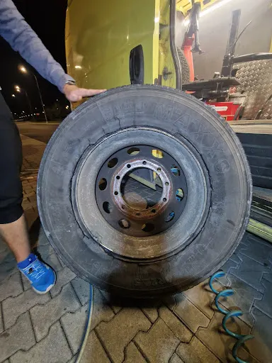 Mobilna wulkanizacja 24h serwis opon.