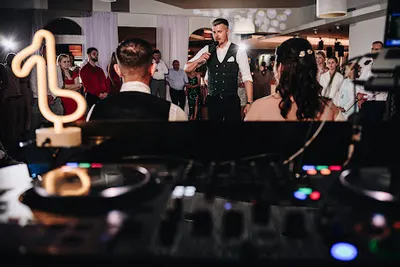 yourdj.pl - DJ na Twoje wesele. I nie tylko!